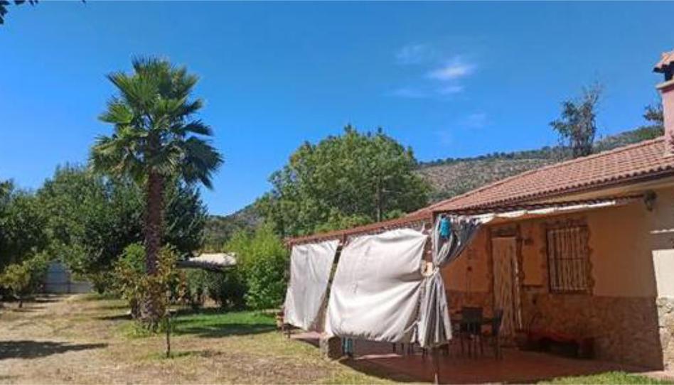 Casa adosada en venda a Miralvalle - Av. Virgen del Puerto - La Data, Plasencia - imatge 1 Foto 1 de Casa adosada en venda a Miralvalle - Av. Virgen del Puerto - La Data, Plasencia