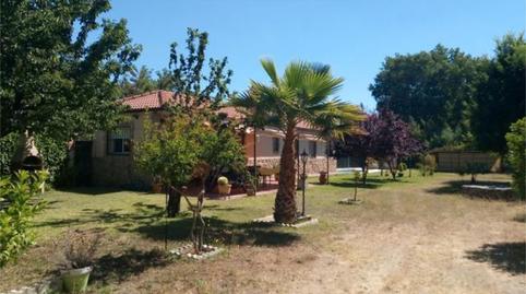 Foto 5 de Casa adosada en venda a Zona Sur - Av. de España - San Miguel, Plasencia