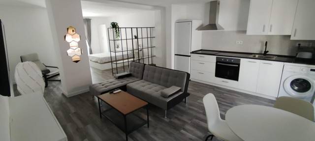 Apartamento en Alquiler en Calle Ramírez Arcas, 36 en Campanillas