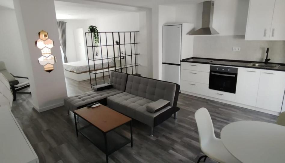 Apartamento de alquiler en Calle Ramírez Arcas, 36, Campanillas, Málaga Capital - imagen 1 Foto 1 de Apartamento de alquiler en Calle Ramírez Arcas, 36, Campanillas, Málaga Capital