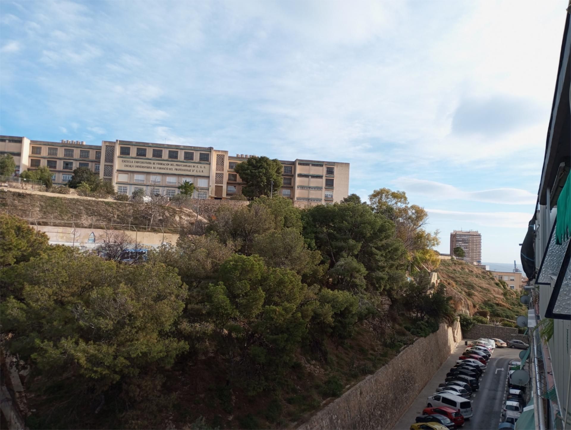 Pis de lloguer a Calle Foguerer Ramón Guilabert, 8, Barrio de San Blas