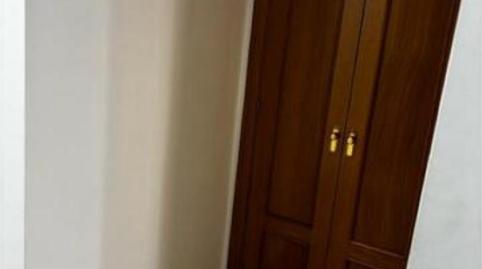 Apartment to rent in Ciudad Jardín, Ciudad Real Capital - image 3 Photo 3 of Apartment to rent in Ciudad Jardín, Ciudad Real Capital