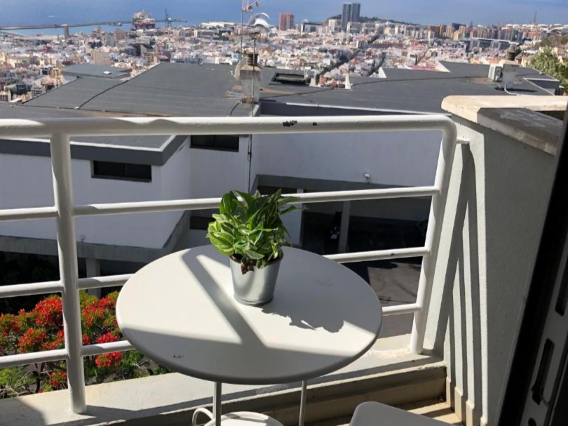 Terrassa de Dúplex per a compartir en  Santa Cruz de Tenerife Capital amb Aire condicionat, Terrassa i Traster