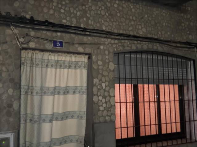 Piso en Venta en Calle de la Plaza, 5 en Serradilla