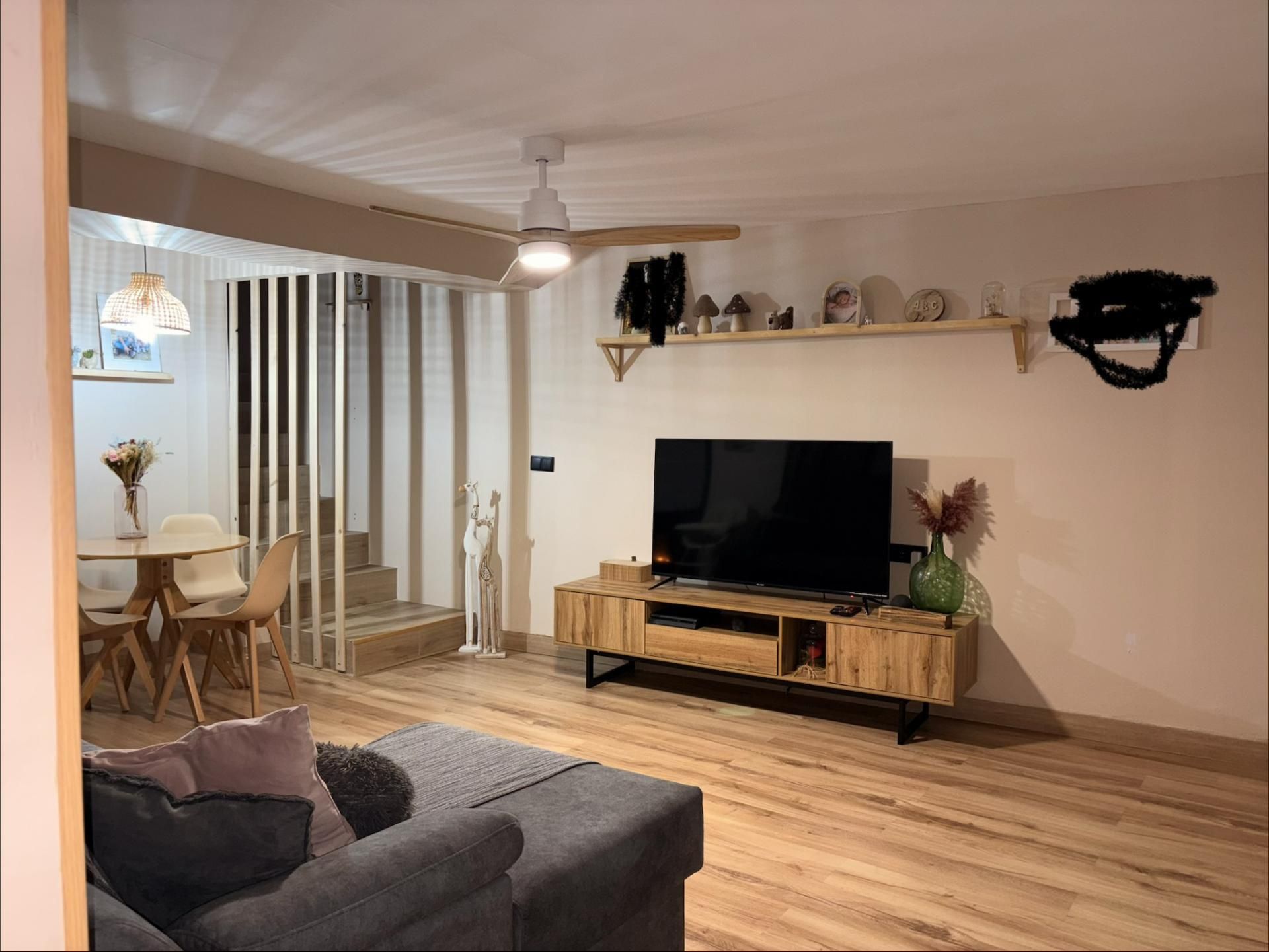 Sala d'estar de Casa adosada en venda en Caravaca de la Cruz amb Aire condicionat, Calefacció i Parquet