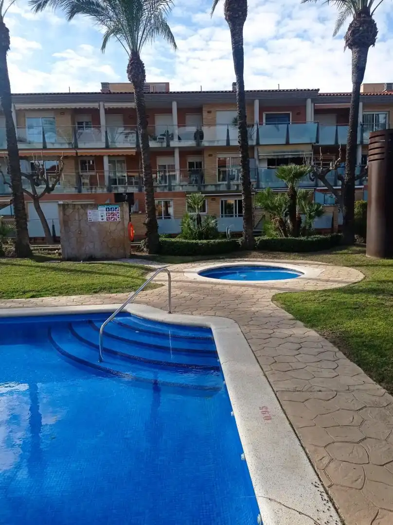 Pis en venda a Carrer Castell de Tamarit, 15, Els Tallats - Mas Olivé Piscina de Pis en venda en Cambrils amb Aire condicionat, Terrassa i Piscina