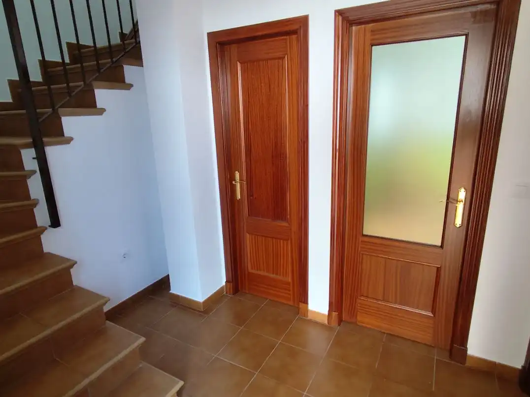 Detached homes for sale in Calle Servando López de Soria, El Cuervo de Sevilla Detached homes for sale in El Cuervo de Sevilla with Terrace and Balcony
