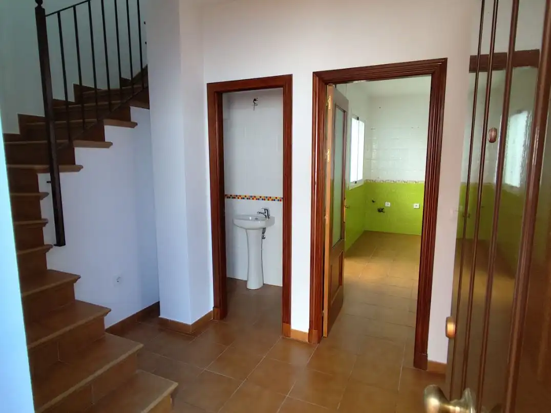 Detached homes for sale in Calle Servando López de Soria, El Cuervo de Sevilla Detached homes for sale in El Cuervo de Sevilla with Terrace and Balcony