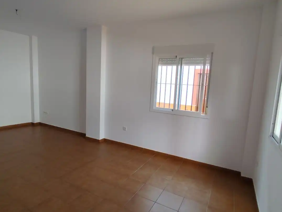 Detached homes for sale in Calle Servando López de Soria, El Cuervo de Sevilla Detached homes for sale in El Cuervo de Sevilla with Terrace and Balcony