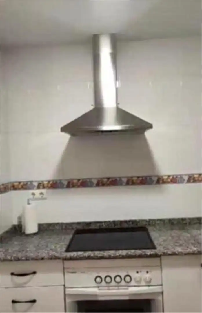 Piso en venta en Valdelagrana Cocina de Piso en venta en El Puerto de Santa María con Terraza y Piscina
