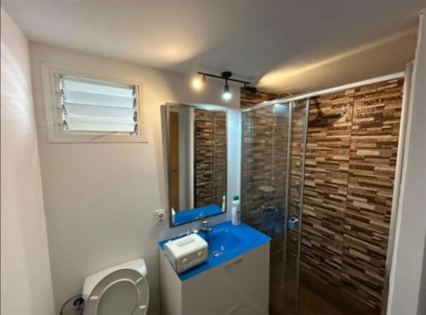 Baño de Planta baja en venta en Alcalá del Río
