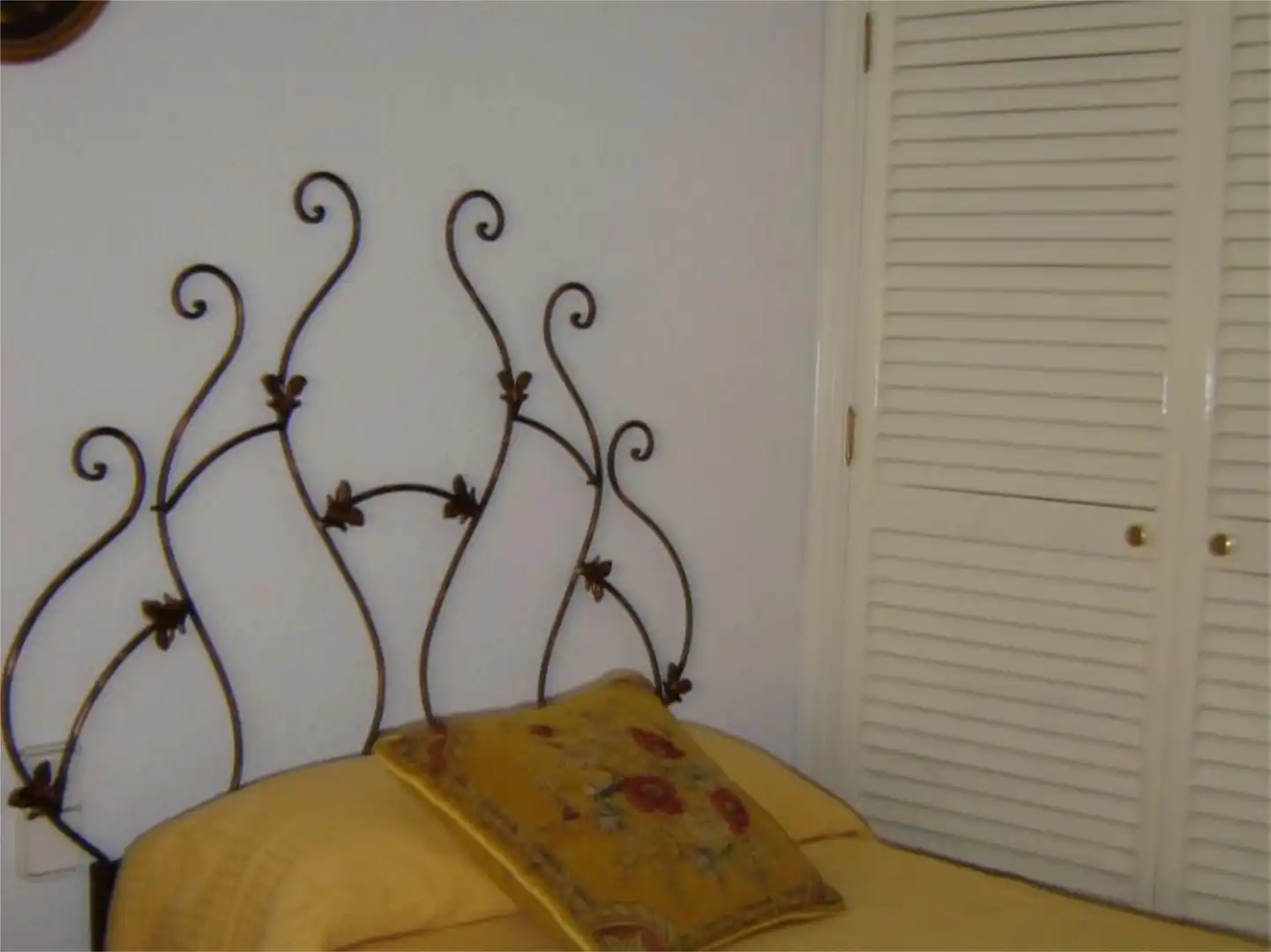 Room in Calle Conde de Guadalhorce, 6, La Unión - Cruz de Humilladero - Los Tilos Bedroom of Flat for share in Málaga with Air Conditioner, Heating and Furnished