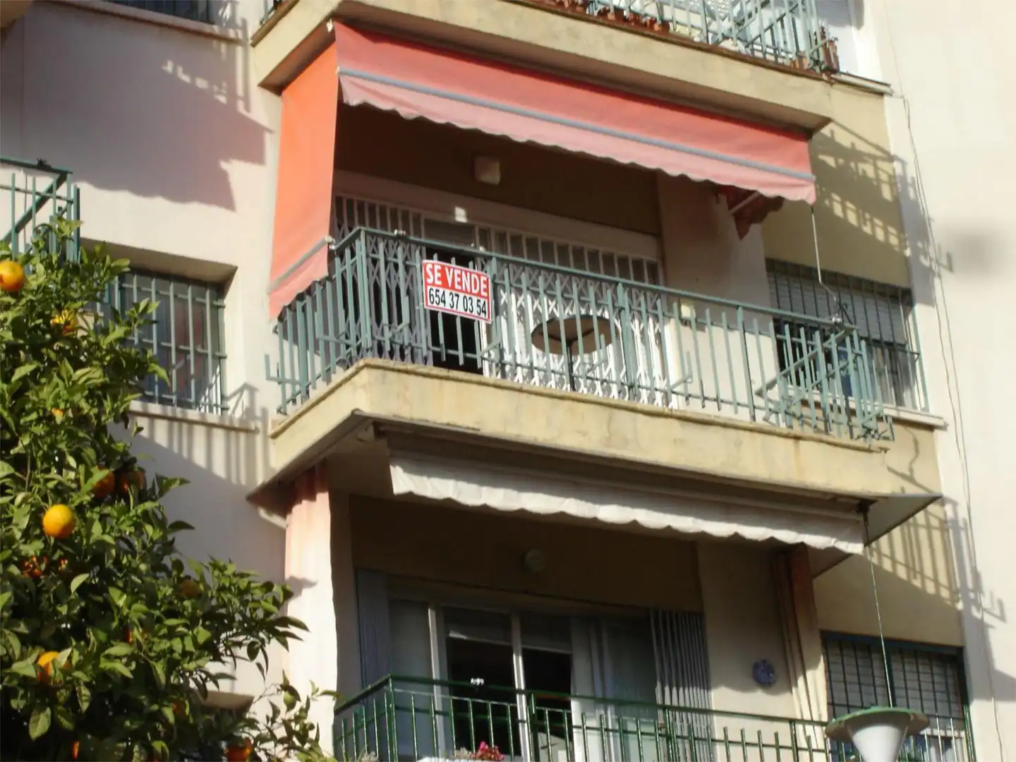 Room in Calle Conde de Guadalhorce, 6, La Unión - Cruz de Humilladero - Los Tilos Balcony of Flat for share in Málaga with Air Conditioner, Heating and Furnished
