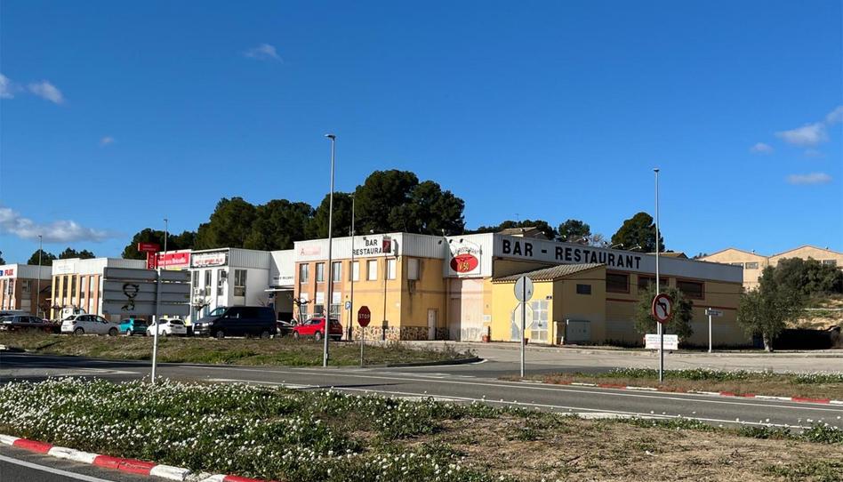 Premises for sale in Calle B, 31, Flix, Tarragona - image 1 Photo 1 of Premises for sale in Calle B, 31, Flix, Tarragona