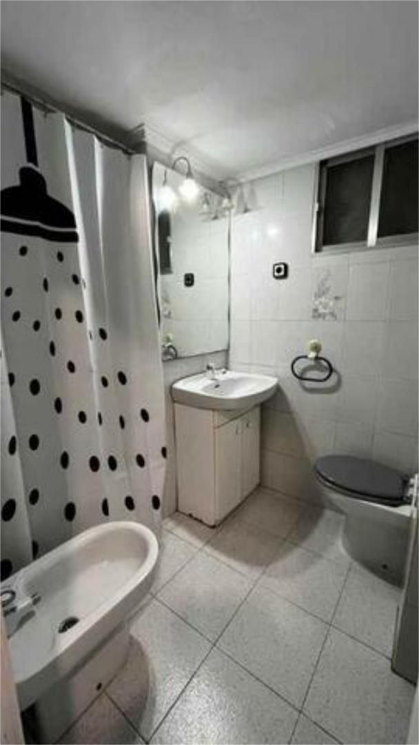 Bany de Pis en venda en  Zaragoza Capital amb Calefacció i Moblat