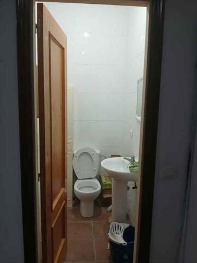 Bathroom of Premises to rent in Chipiona  with Air Conditioner