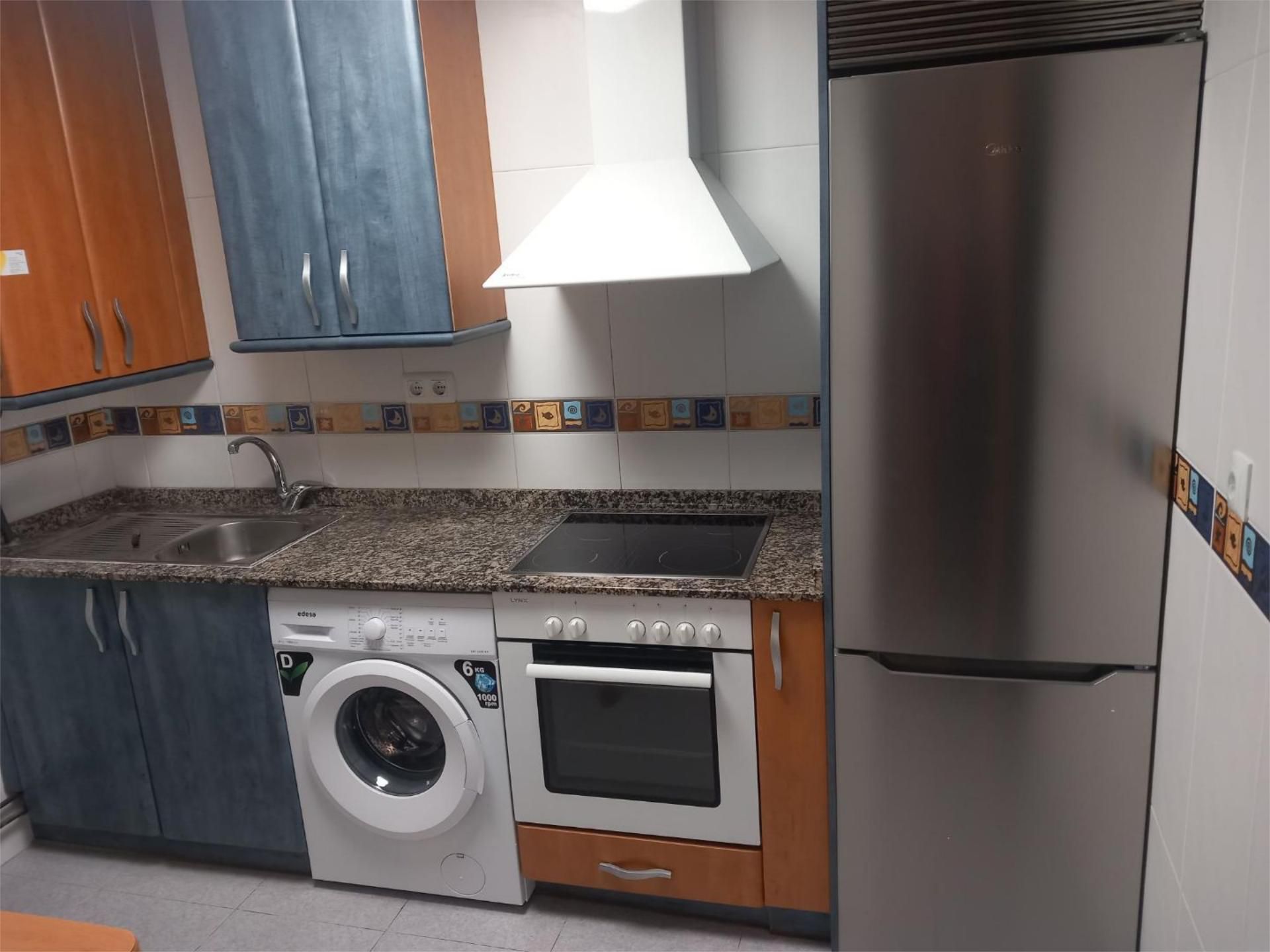 Kitchen of Flat for sale in  Logroño
