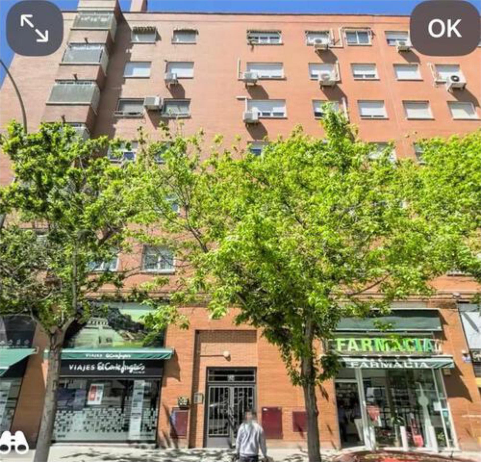 Exterior view of Flat for sale in  Madrid Capital  with Heating, Private garden and Furnished