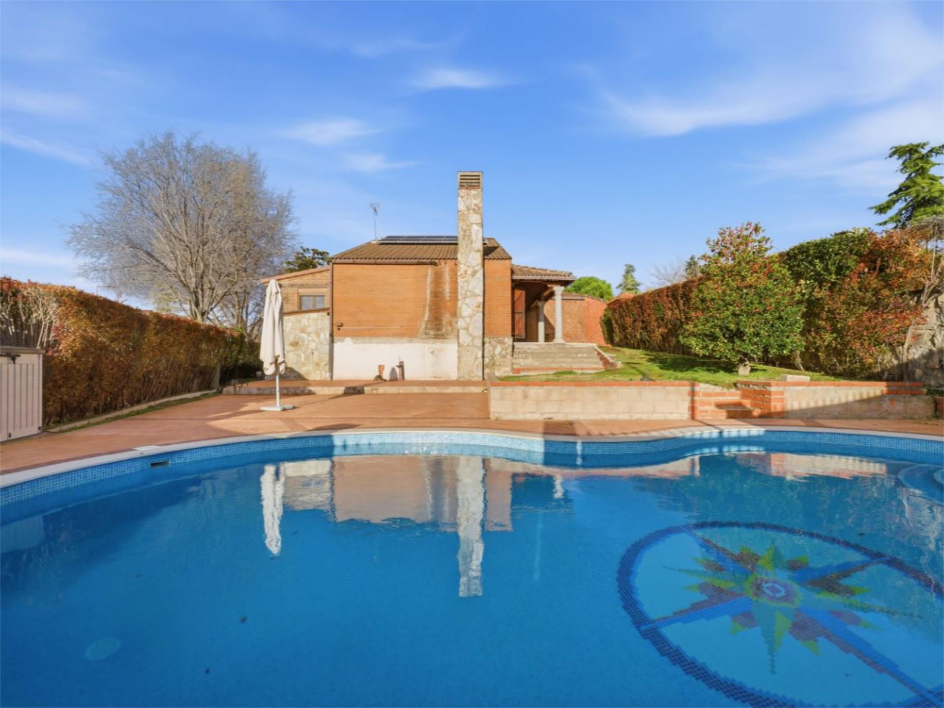 Casa o chalet en venta en Calle Granado, 23, Urbanizaciones Jardín de Casa o chalet en venta en Rivas-Vaciamadrid con Aire acondicionado, Calefacción y Jardín privado