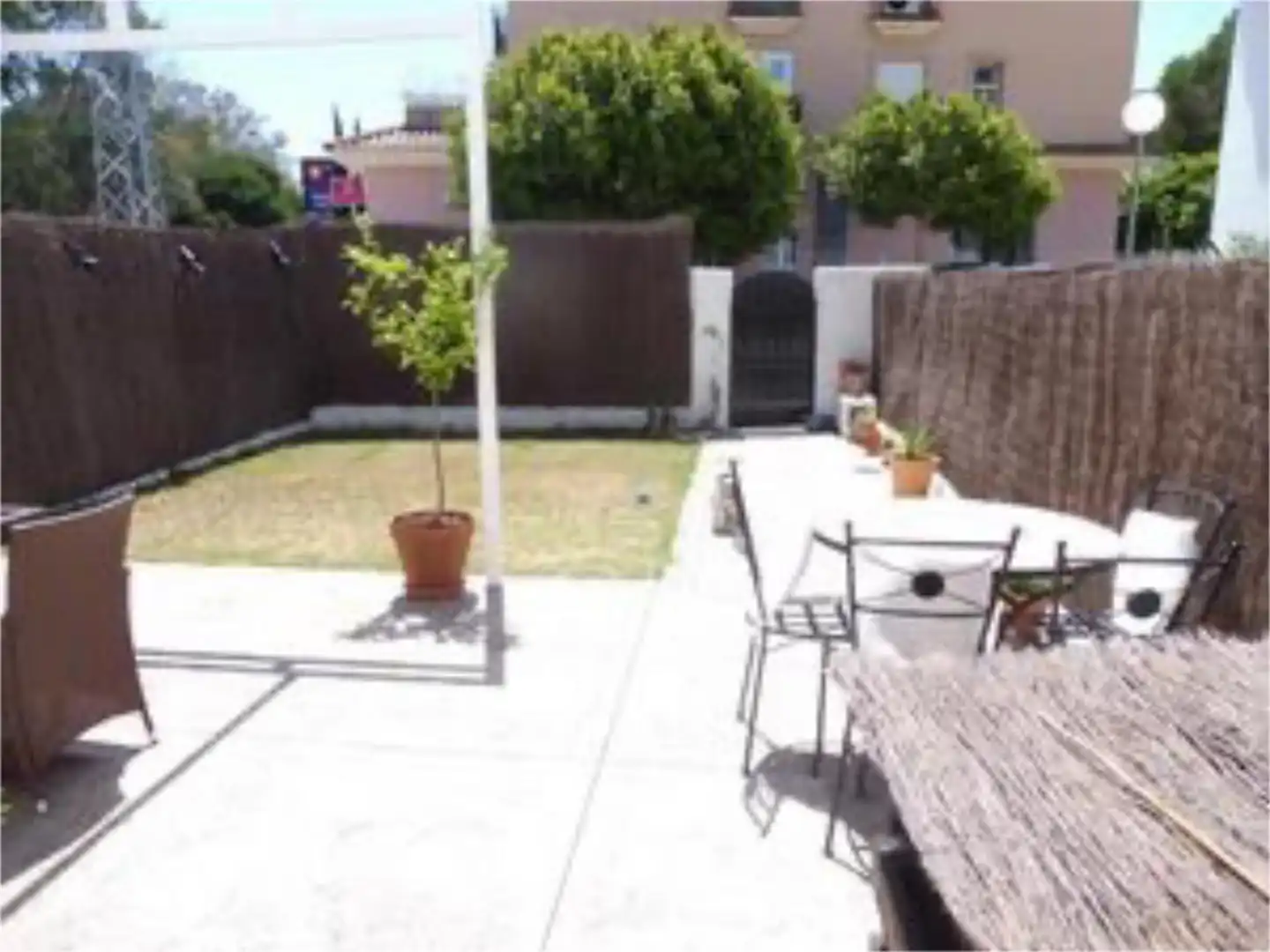 Einfamilien-Reihenhaus zur Miete in Calle Lancha, 5, El Manantial Garten von Einfamilien-Reihenhaus zur Miete in El Puerto de Santa María mit Privatgarten und Möbliert