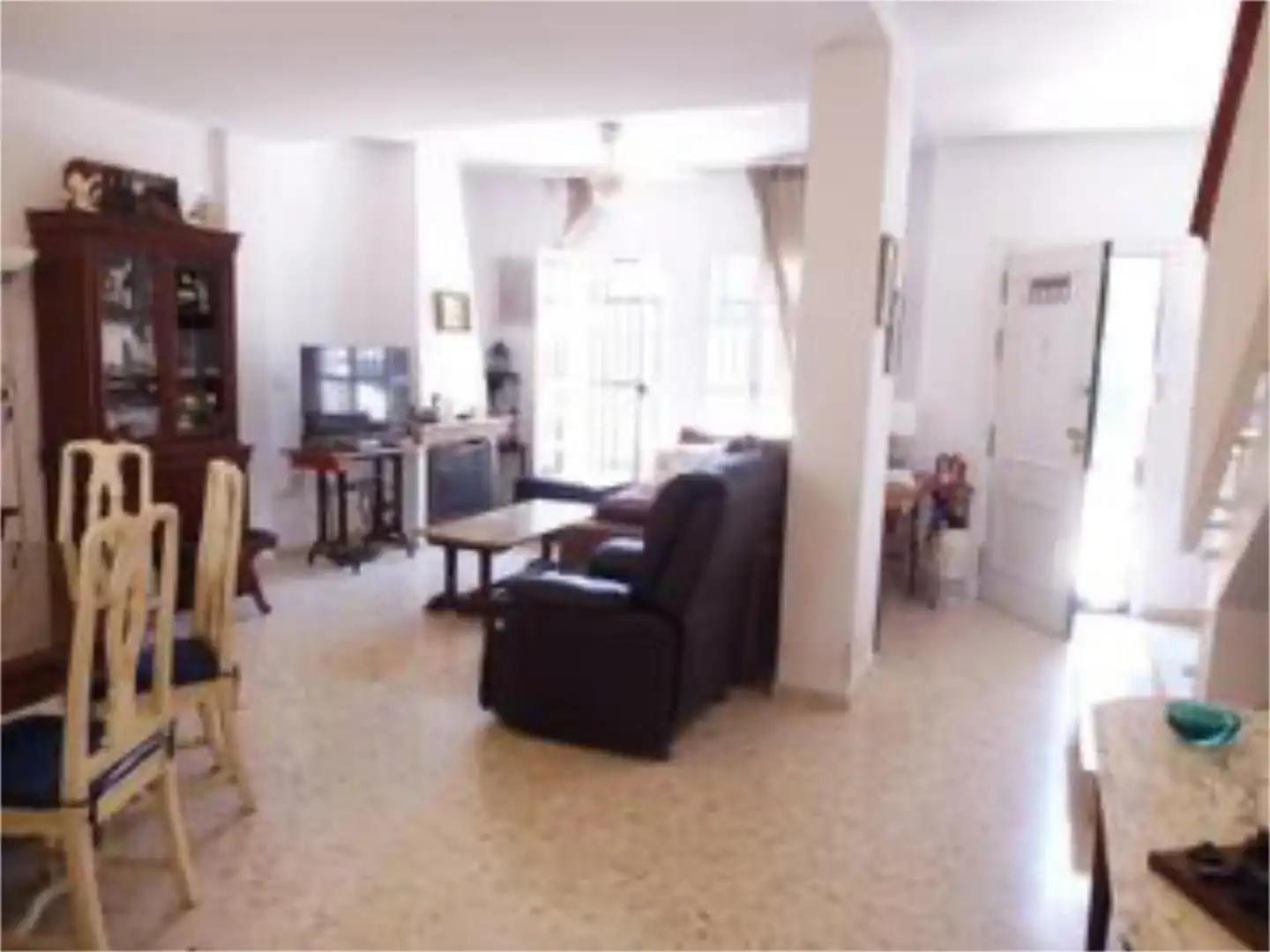 Einfamilien-Reihenhaus zur Miete in Calle Lancha, 5, El Manantial Wohnzimmer von Einfamilien-Reihenhaus zur Miete in El Puerto de Santa María mit Privatgarten und Möbliert