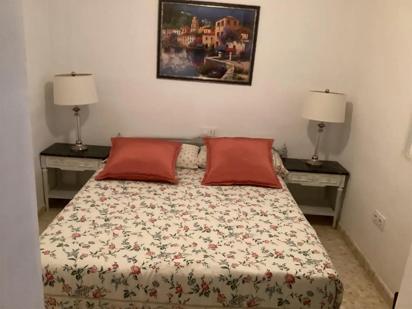 Einfamilien-Reihenhaus zur Miete in Calle Lancha, 5, El Manantial Schlafzimmer von Einfamilien-Reihenhaus zur Miete in El Puerto de Santa María mit Privatgarten und Möbliert