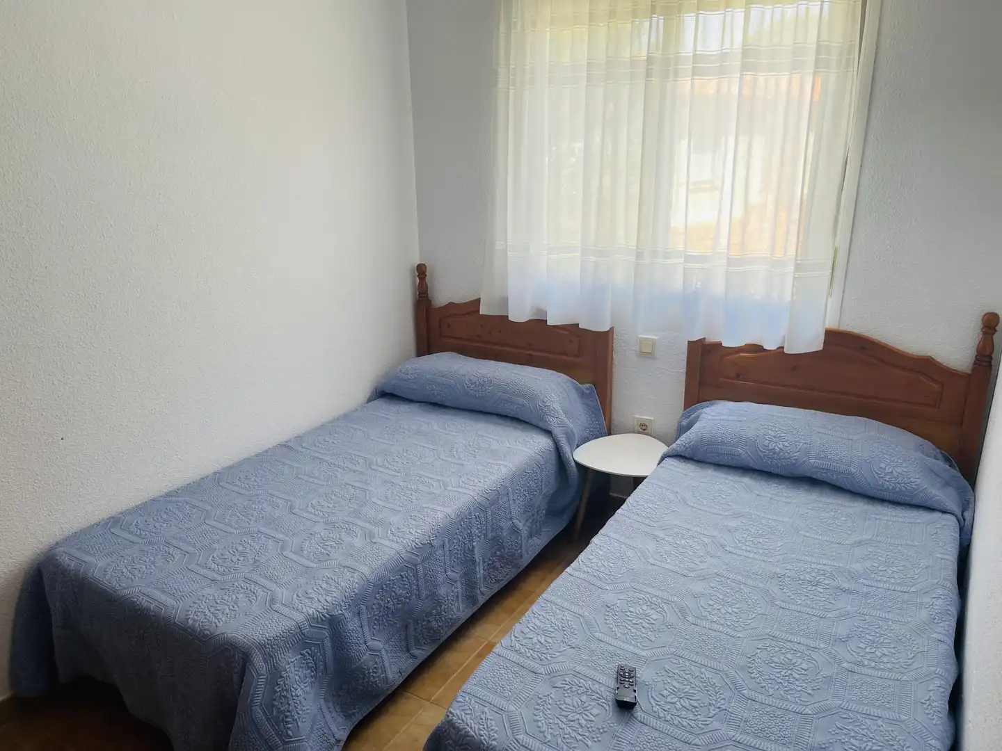 Wohnung zur Miete in Calle Asunción, 6, La Barrosa Schlafzimmer von Wohnung zur Miete in Chiclana de la Frontera mit Klimaanlage, Heizung und Privatgarten