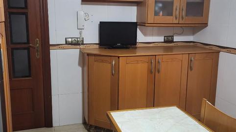 Foto 3 de Pis en venda a Calle Francisco López Huertas, 1, Peñamefecit - Avda Barcelona,  Jaén Capital