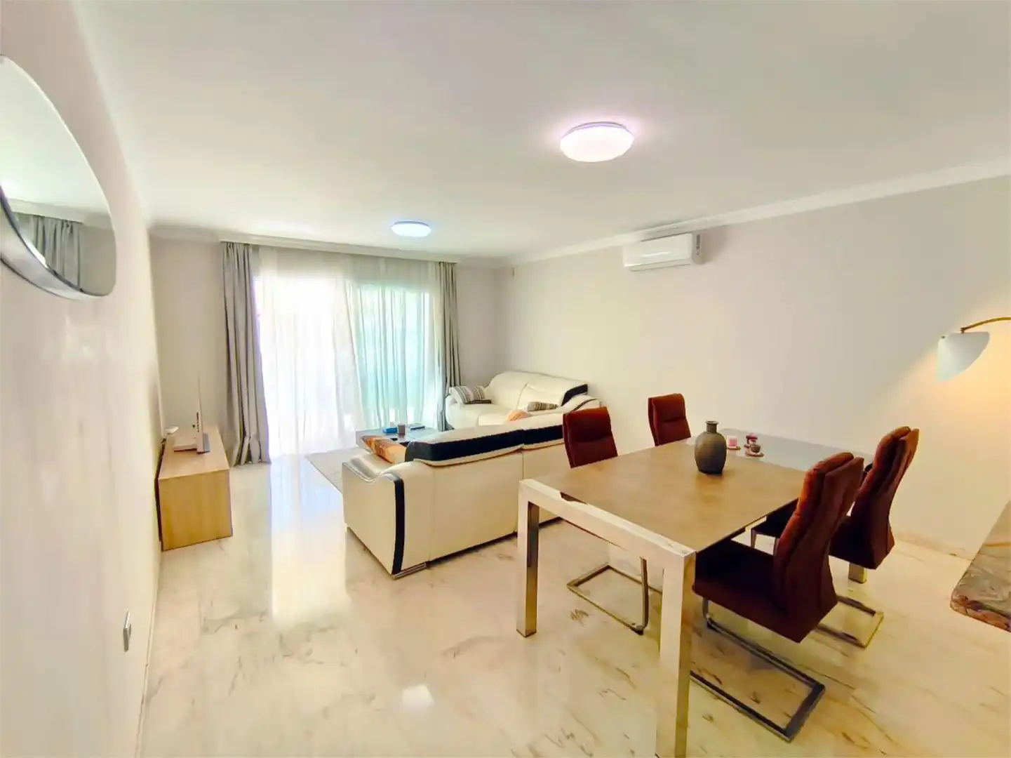 Apartament de lloguer a Calle Petunia, 3, Puerto de Santiago Menjador de Apartament de lloguer en Santiago del Teide amb Aire condicionat, Terrassa i Piscina