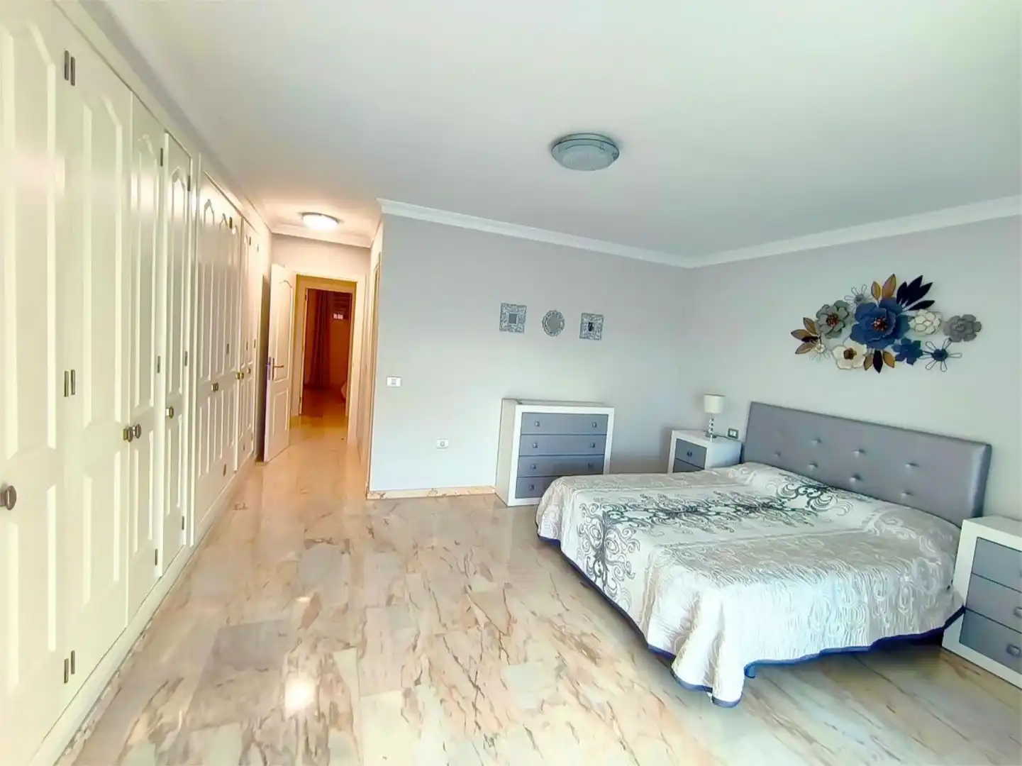 Apartament de lloguer a Calle Petunia, 3, Puerto de Santiago Dormitori de Apartament de lloguer en Santiago del Teide amb Aire condicionat, Terrassa i Piscina