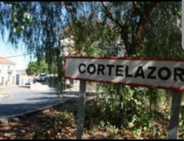 Casa adosada en Venta en Calle del Valle Gonzalez, 2 en Cortelazor