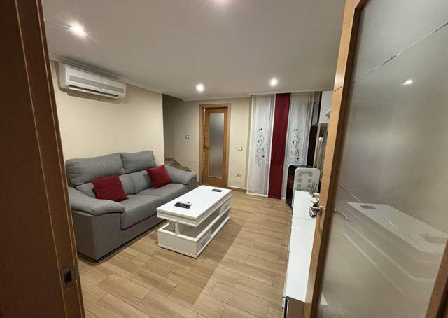 Casa-chalet en Venta en Plaza de Lupión, 3 en Lupión