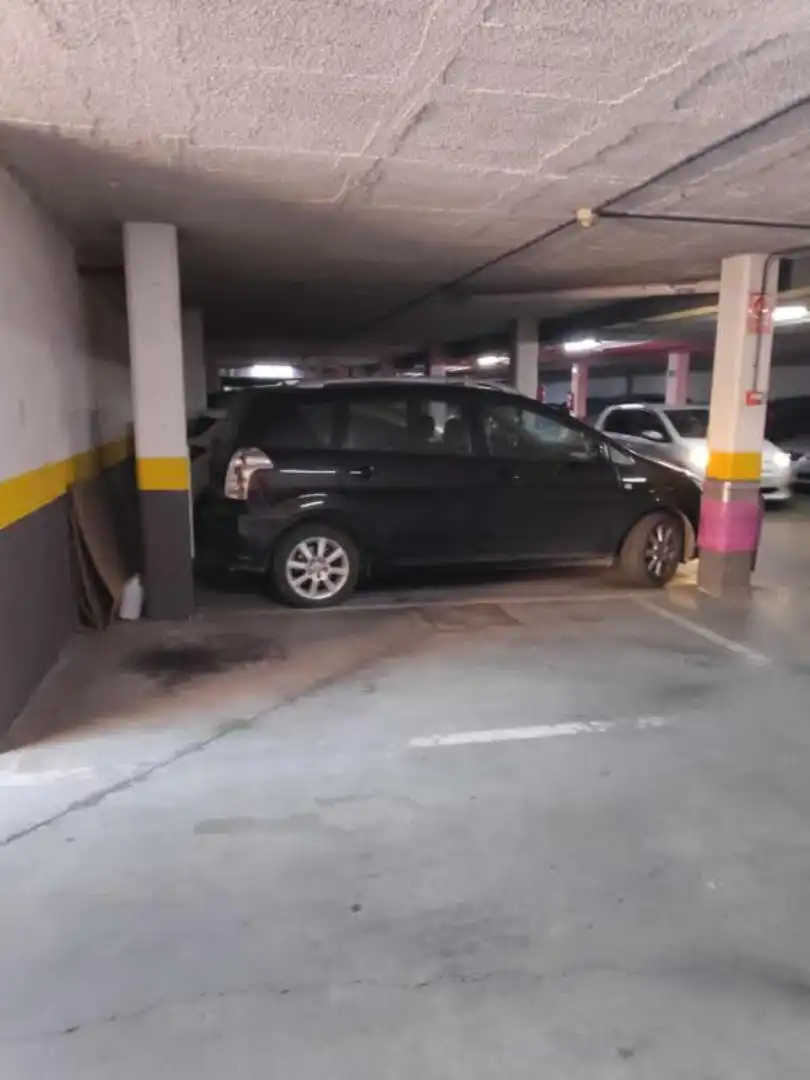 Garage zum Verkauf in Calle de San Cipriano, 65, Valdebernardo - Valderribas Parkplatz von Garage zum Verkauf in Madrid