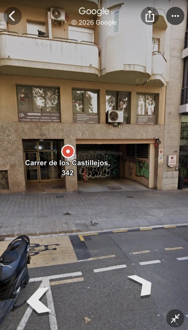 Garaje de alquiler en Carrer de los Castillejos, 342, El Baix Guinardó
