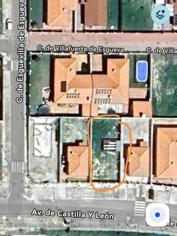 Terreno en Venta en Avenida de Castilla Y León, 51 en Renedo de Esgueva