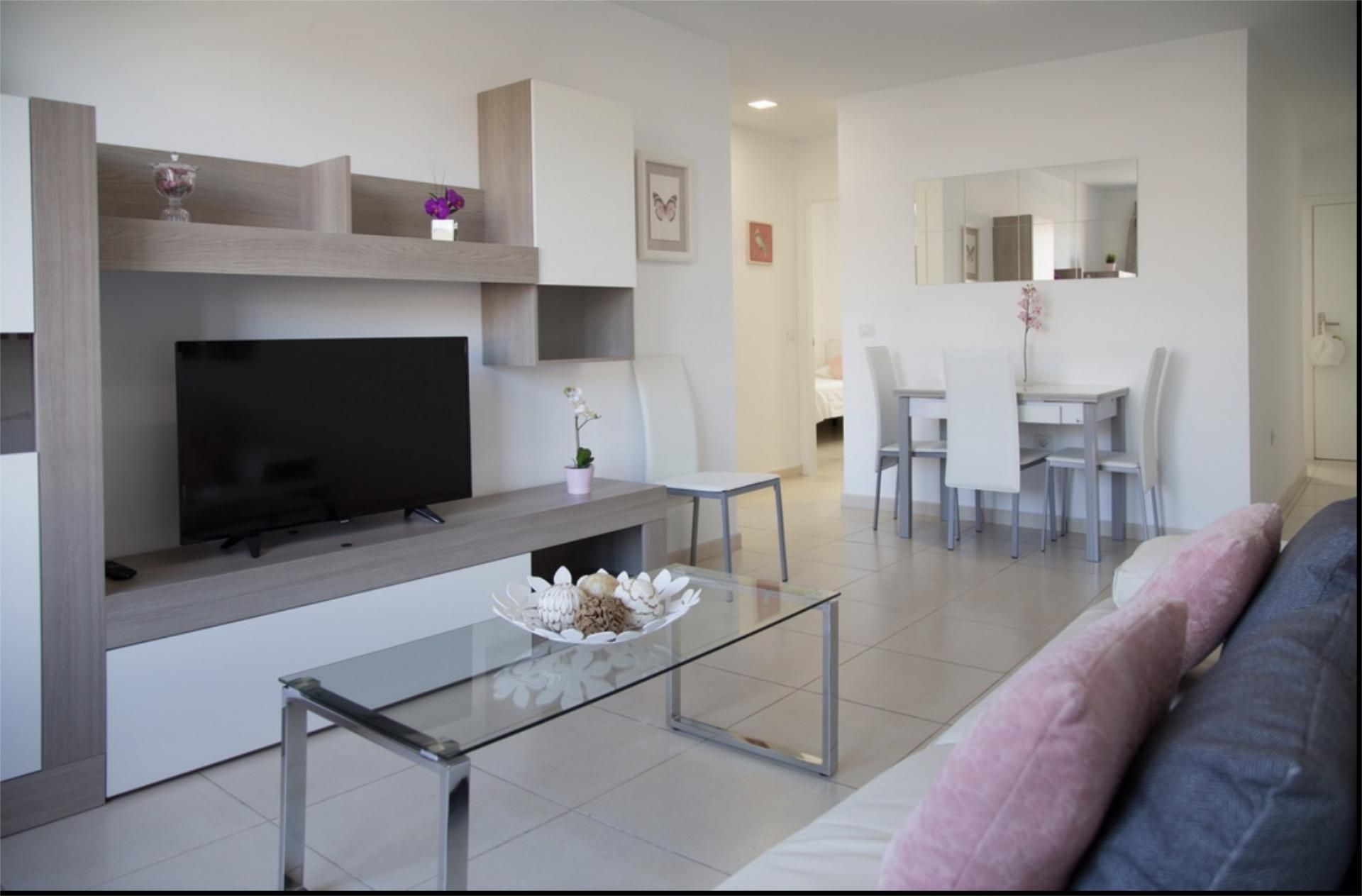Apartament de lloguer a Calle Gran Canaria el Medano, 6, El Médano Sala d'estar de Apartament de lloguer en Granadilla de Abona amb Moblat i Balcó