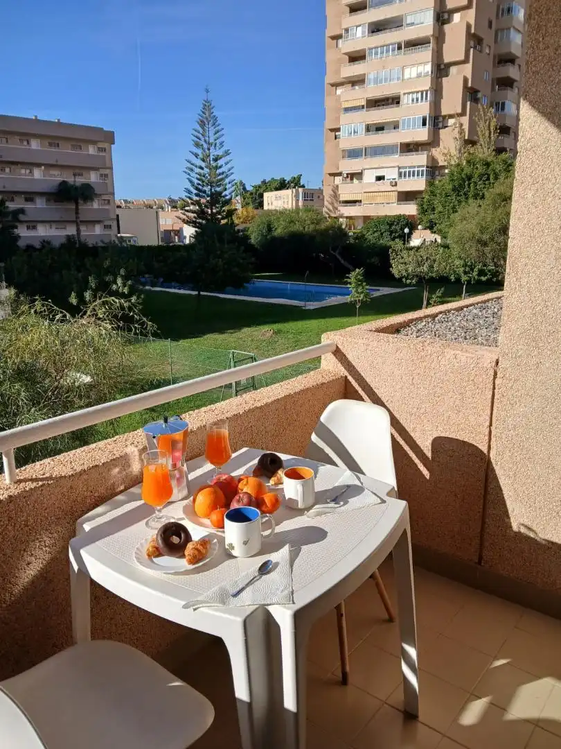 Terraza de Apartamento de alquiler en Roquetas de Mar con Aire acondicionado, Calefacción y Terraza