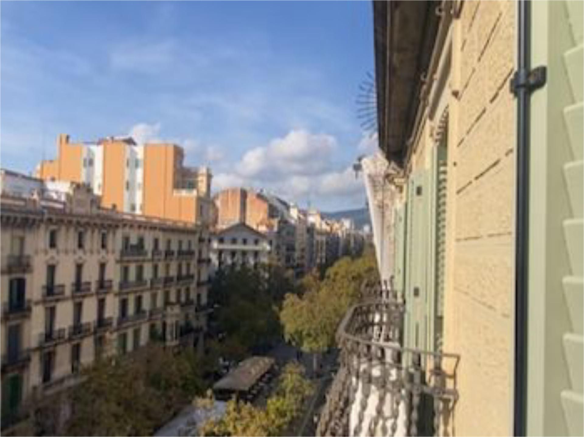 Vista exterior de Piso en venta en  Barcelona Capital con Aire acondicionado y Balcón