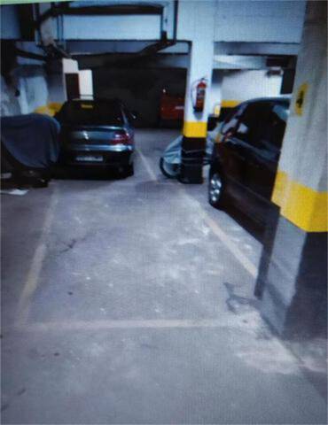 Garaje en Alquiler en Los Rosales