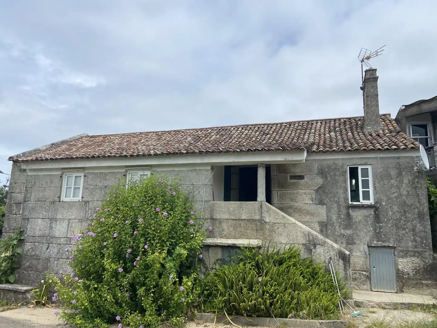 Casa o chalet en venta en Lugar Telleiro-borreiros, 17, Gondomar Vista exterior de Casa o chalet en venta en Gondomar con Terraza y Balcón