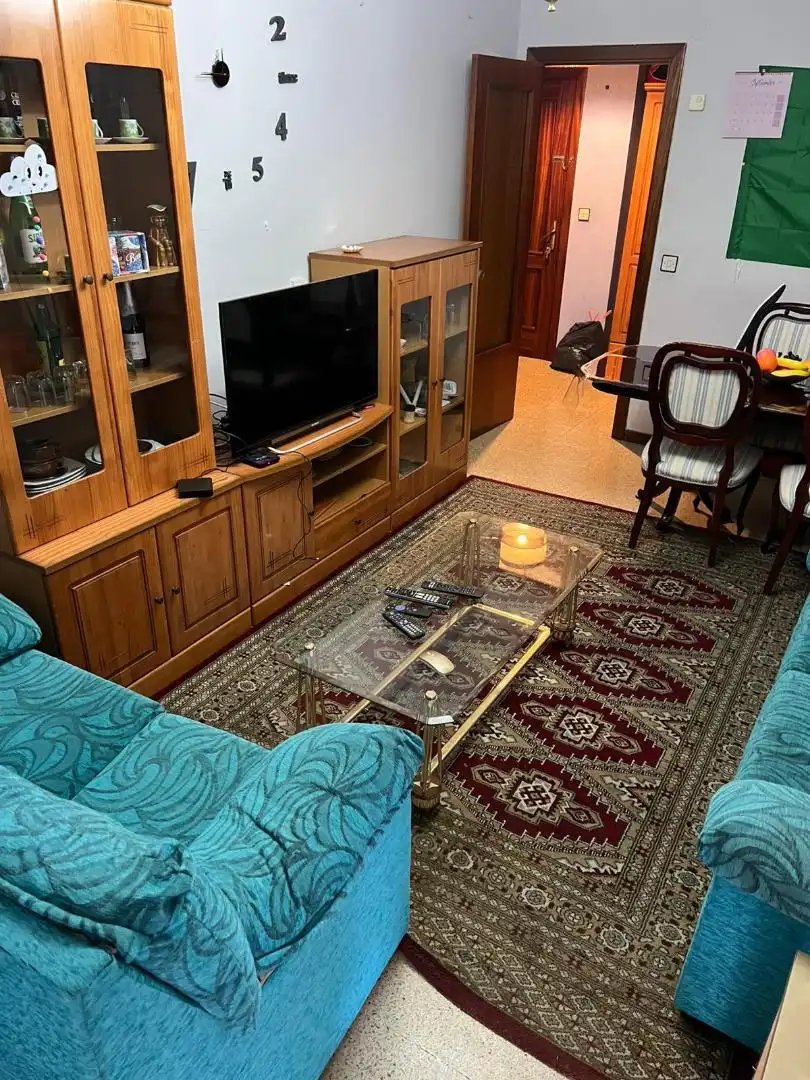 Room in Travesia San Fernando, 1, Bezana - Prezanes Living room of Flat for share in Santa Cruz de Bezana