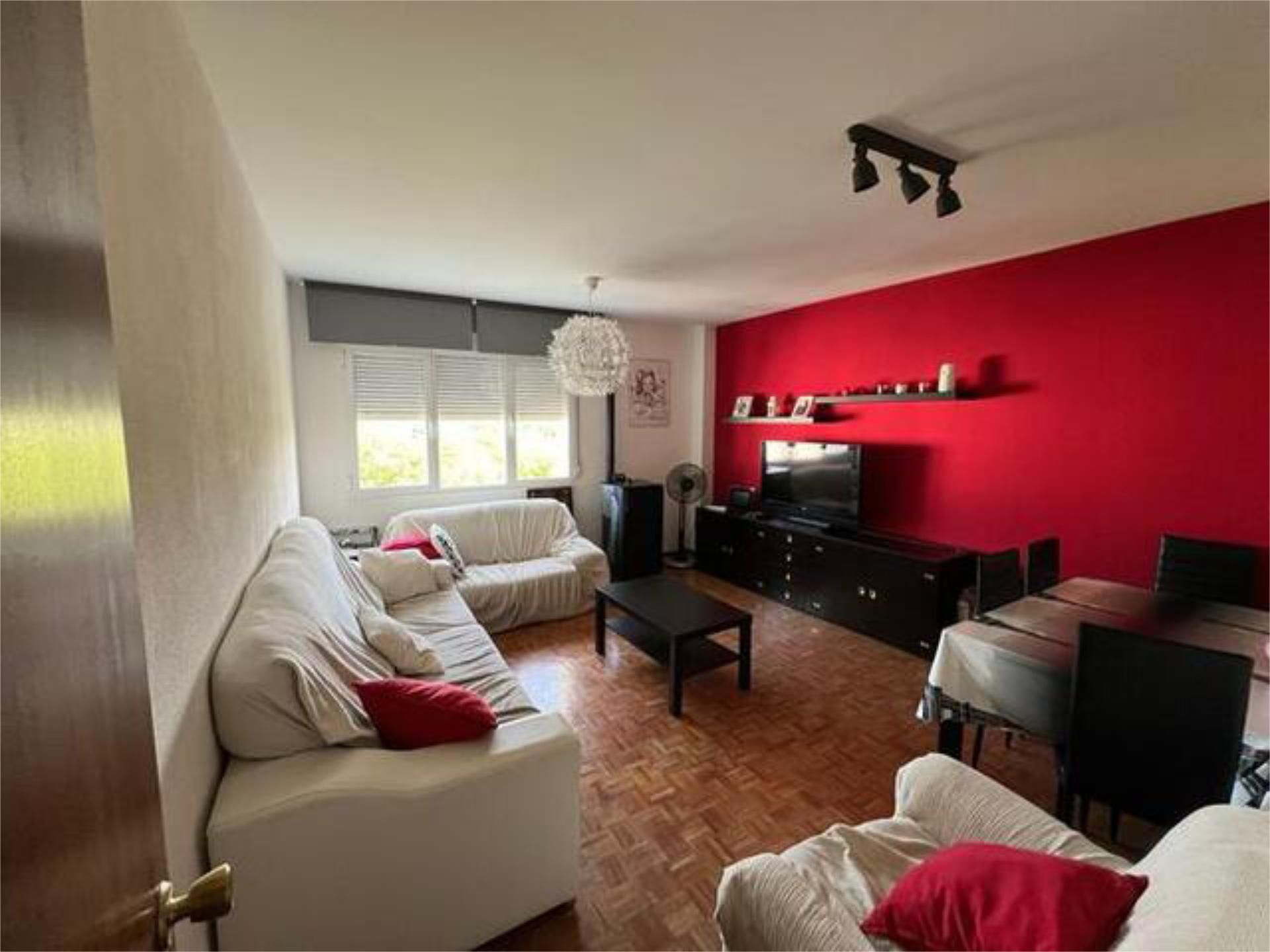 Wohnzimmer von Wohnung miete in Villadiego mit Heizung, Schwimmbad und Möbliert