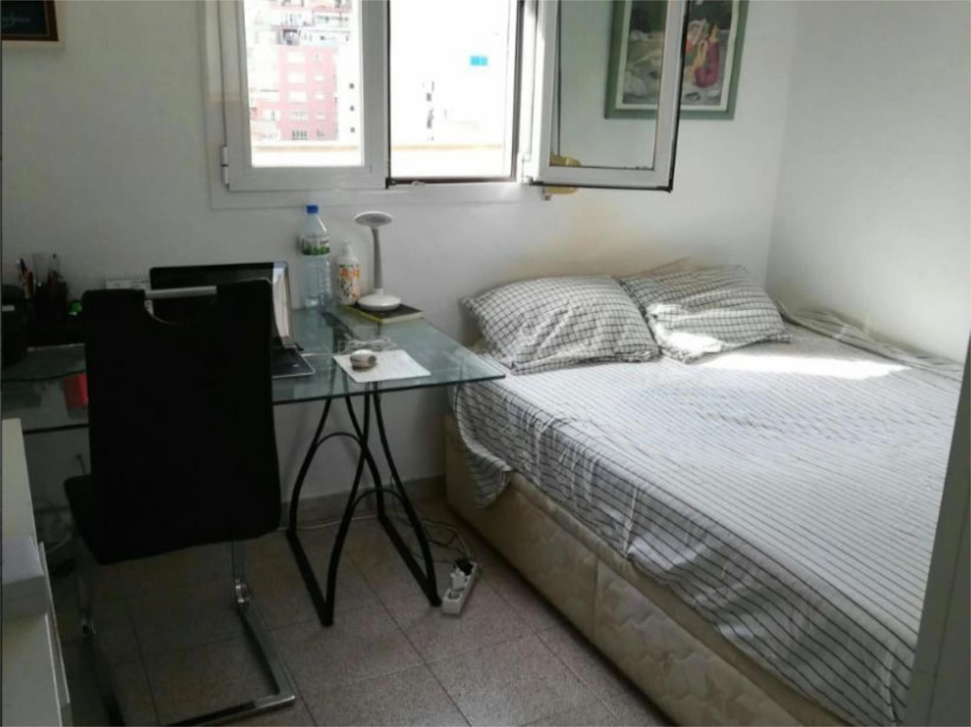 Zimmer in Carrer Reina Maria de Montpeller, 2, Pere Garau Zimmer in Carrer Reina Maria de Montpeller, 2, Pere Garau