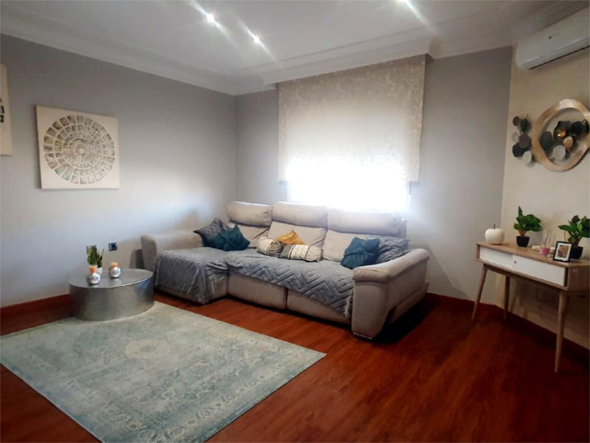 Living room of Single-family semi-detached for sale in Iniesta  with Air Conditioner, Heating and Terrace