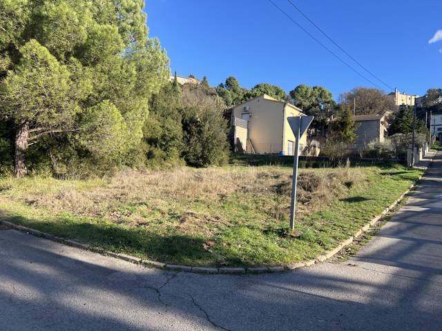 Terreno en Venta en Carrer Montcau, 16 en Talamanca