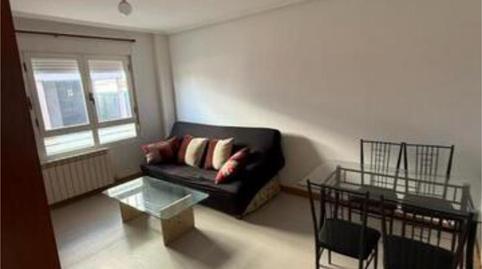 Photo 3 of Flat to rent in Villaquilambre, León
