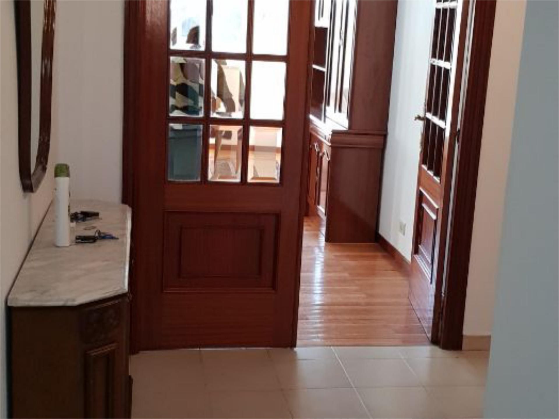 Pis de lloguer en Lugo Capital amb Calefacció, Moblat i Forn