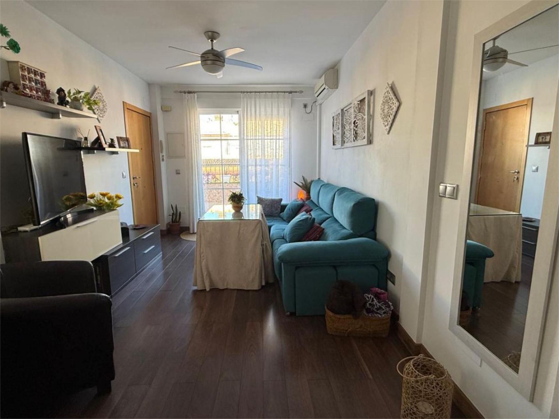 Sala d'estar de Àtic en venda en  Córdoba Capital amb Aire condicionat i Terrassa