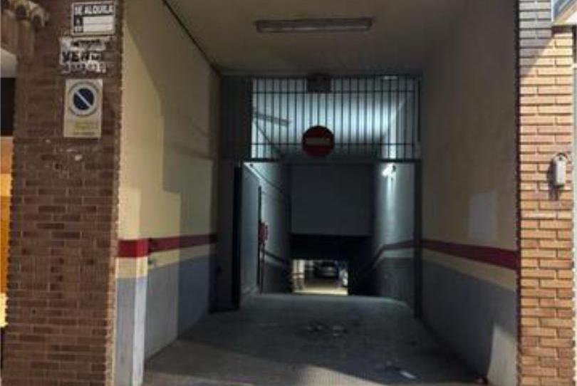 Garage to rent in El Molí, Torrent - image 1 Photo 1 of Garage to rent in El Molí, Torrent