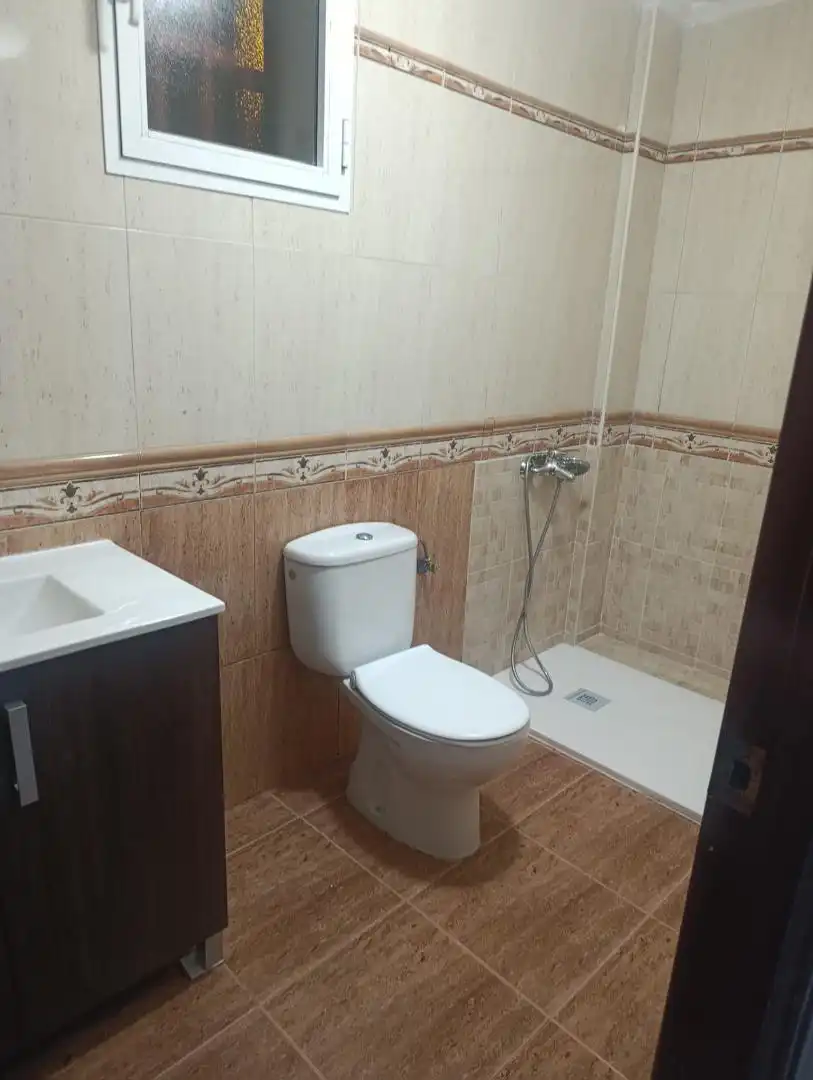 Flat for sale in Calle Historiador Manuel Cancela, 2, Puertas del sur - Guadabajaque Bathroom of Flat for sale in Jerez de la Frontera with Air Conditioner